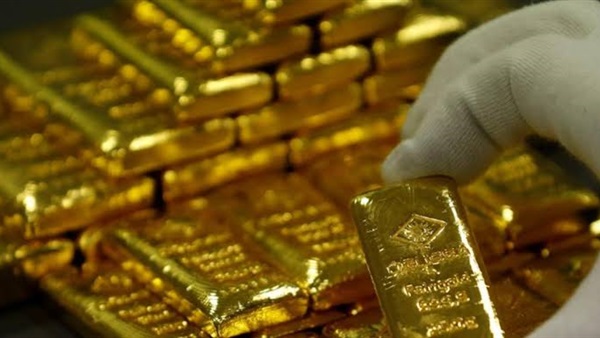 أسعار الذهب تتحرك في نطاق محدود قبيل خفض محتمل للفائدة الأمريكية 